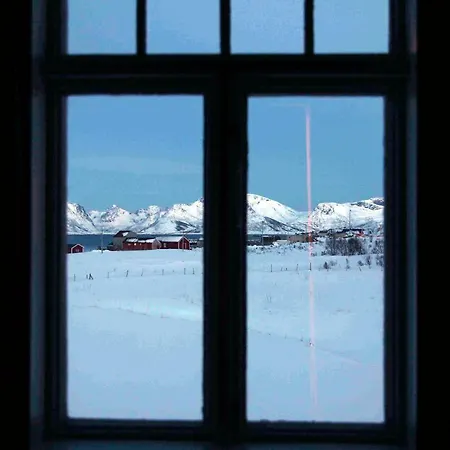 Lofoten - The Kvalnes (Vestvagoy)