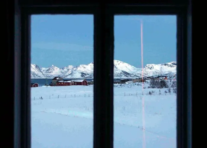 Lofoten - The Kvalnes (Vestvagoy)